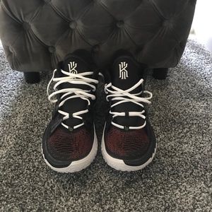 Nike Mens Kyrie 7 Shoes